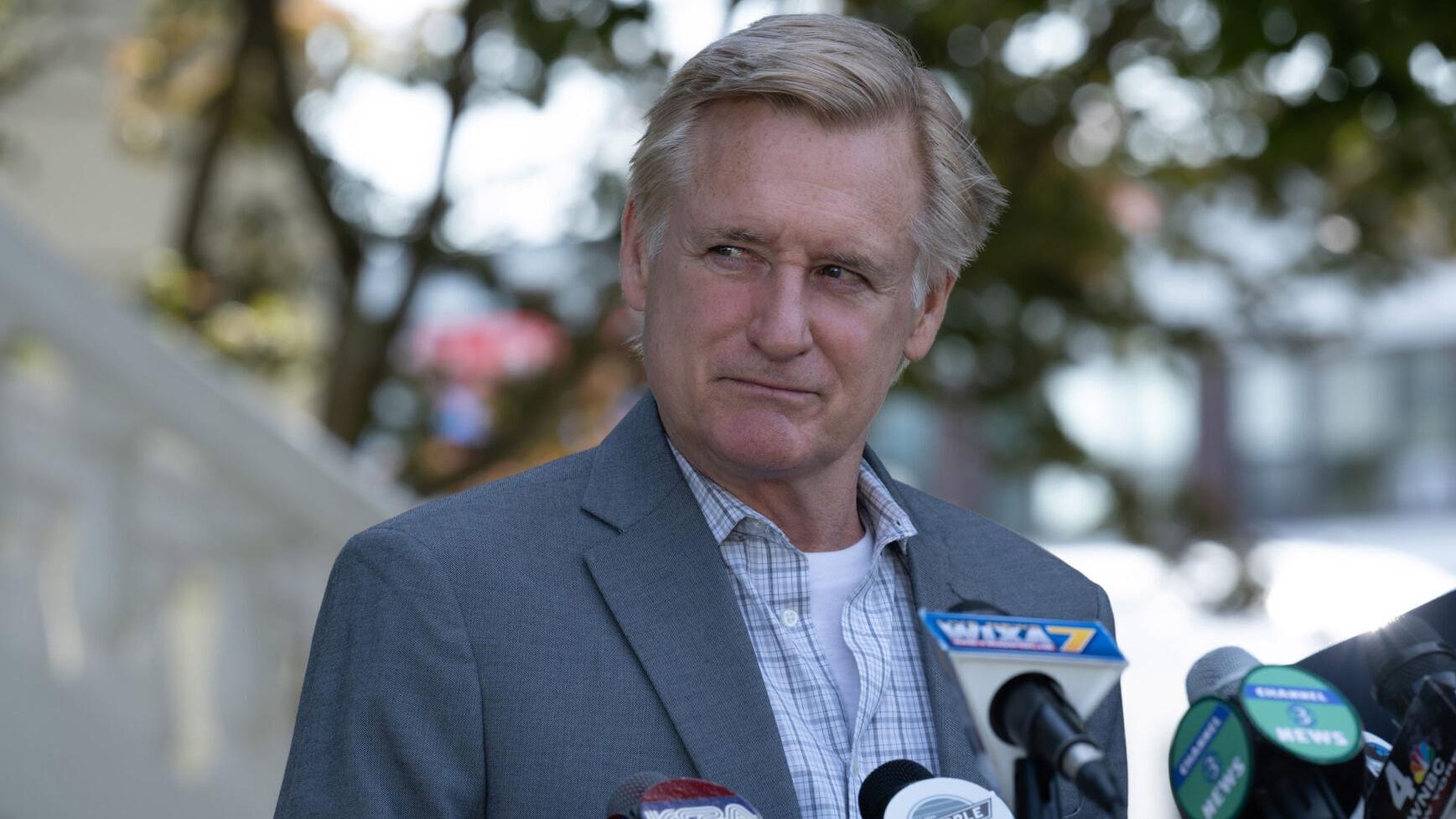 Bill Pullman returns as Alex Murdaugh and more entertainment news to start your weekend